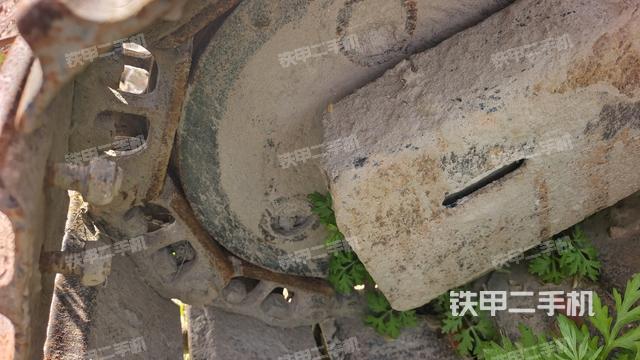 左导向轮（行走机构）