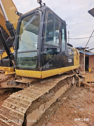 湖南-张家界市二手卡特彼勒320D2液压挖掘机实拍照片