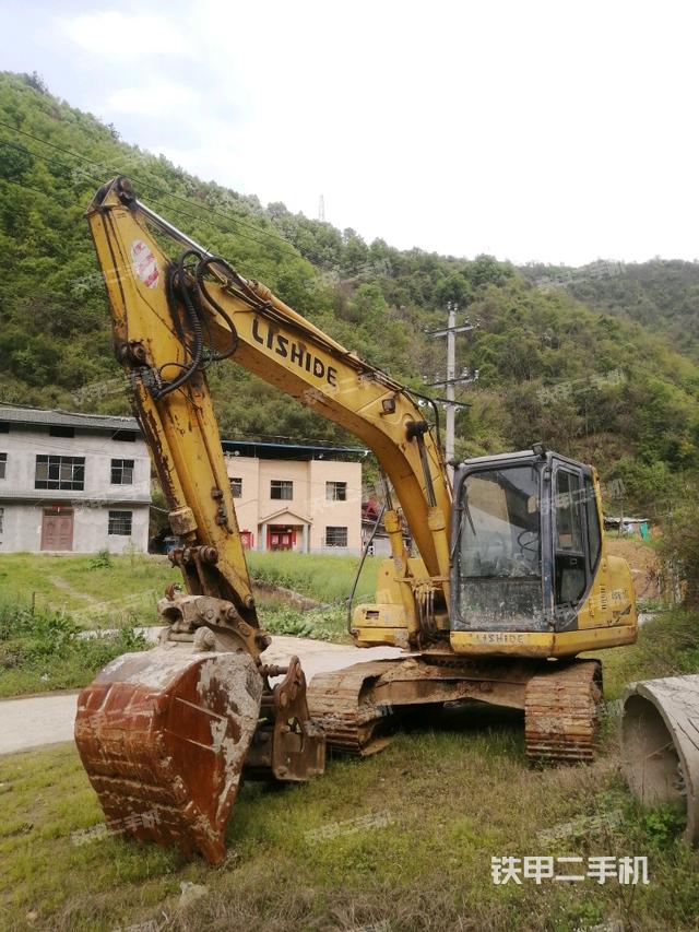 力士德SC130.8挖掘机