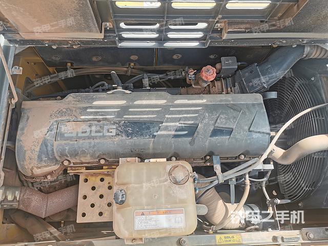 发动机整体俯视（整机外观）