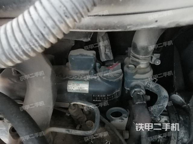 发动机整体俯视（整机外观）