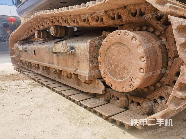 单侧履带整体（整机外观）