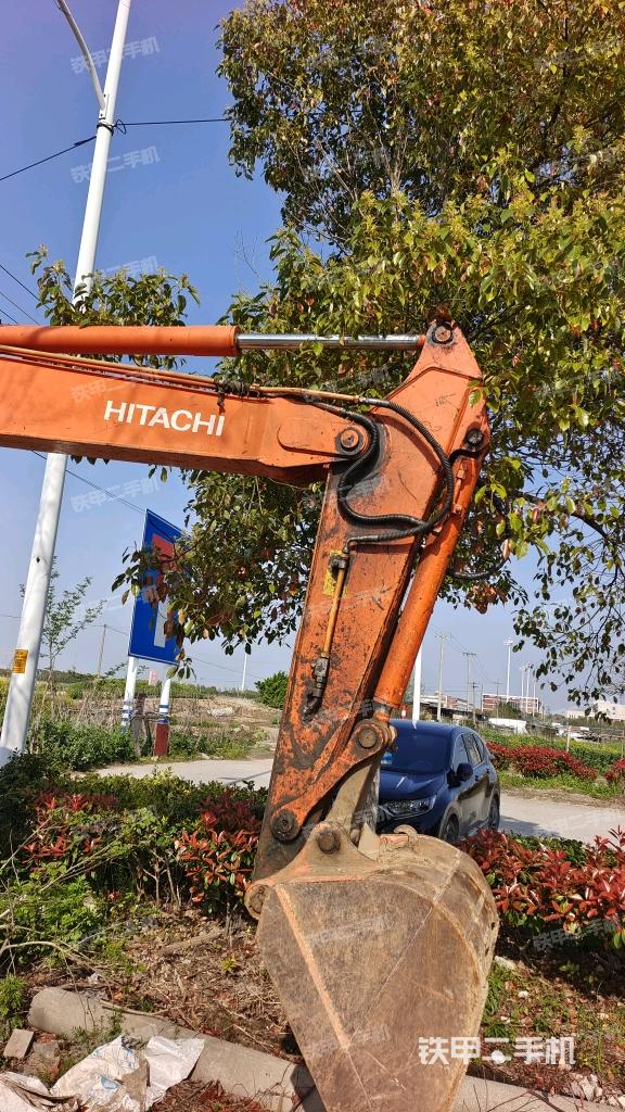 小臂整体右前（工作和回转装置）