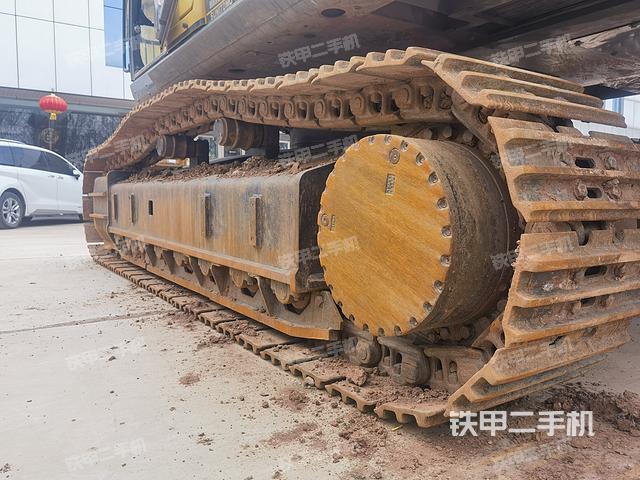 单侧履带整体（整机外观）