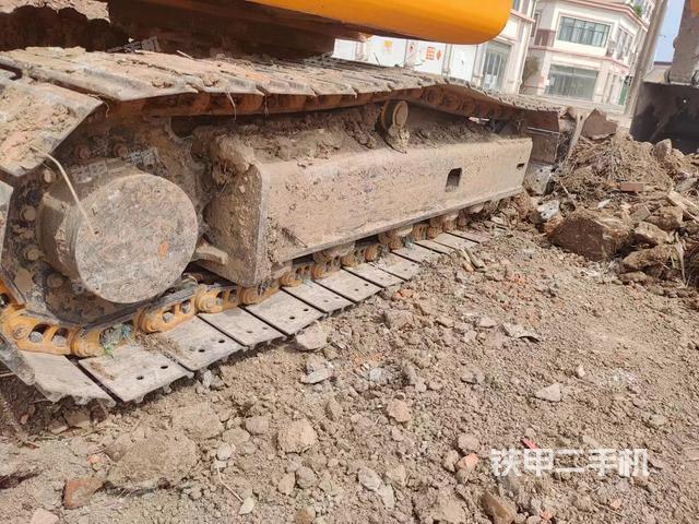 单侧履带整体（整机外观）