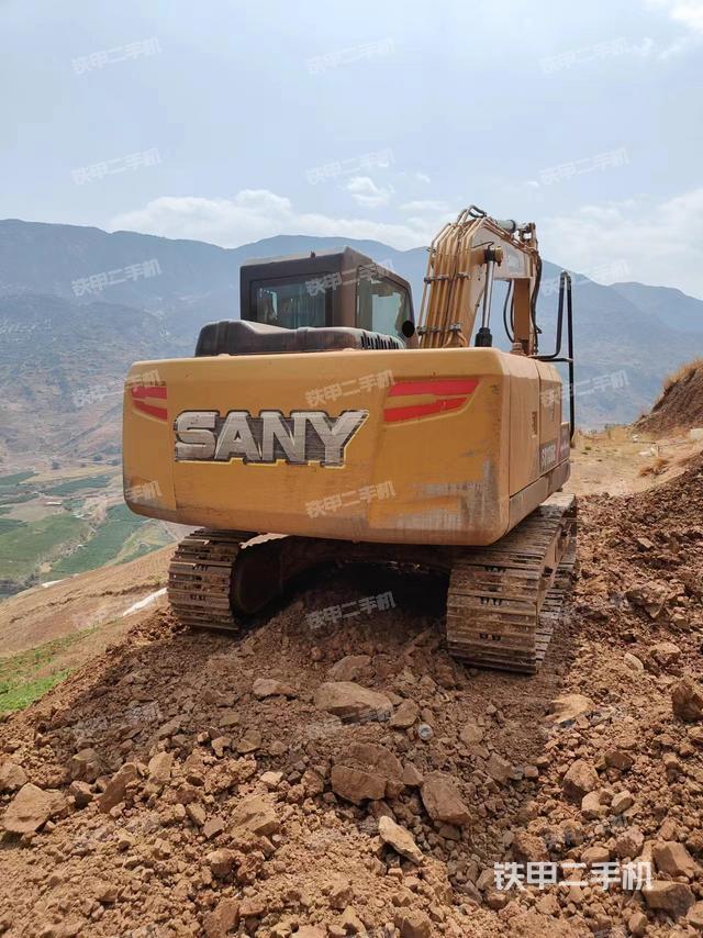 三一重工SY135C-10挖掘机