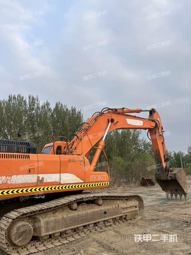 整机右后45°（整机外观）