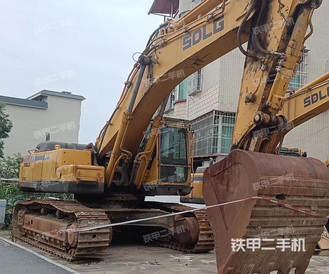 整机右后45°（整机外观）