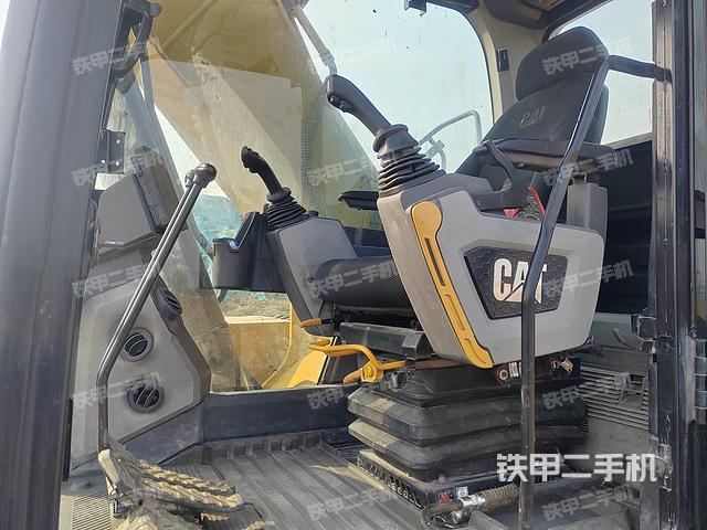 驾驶室整体（整机外观）