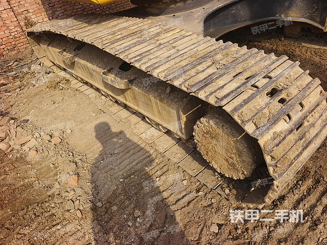 单侧履带整体（整机外观）