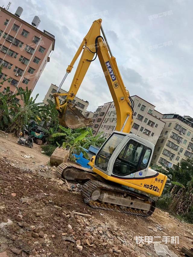 加藤HD512II挖掘机