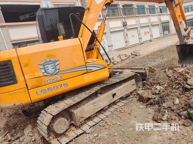 整机右后45°（整机外观）