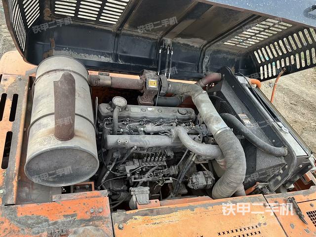 发动机整体俯视（整机外观）