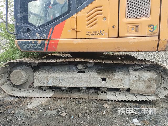 单侧履带整体（整机外观）