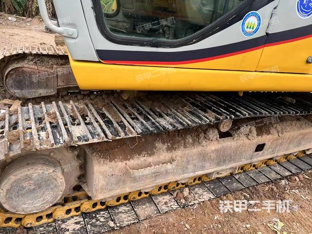 单侧履带整体（整机外观）