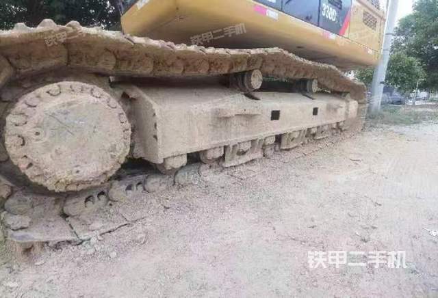 单侧履带整体（整机外观）