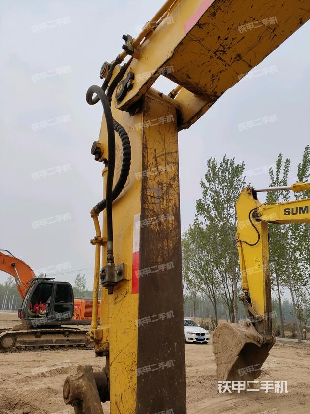 小臂整体右前（工作和回转装置）