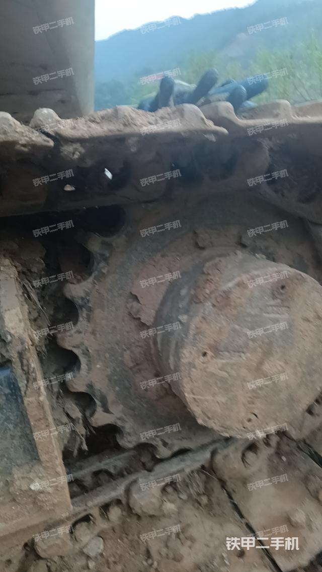 单侧履带整体（整机外观）