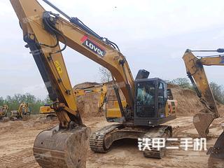 郑州雷沃重工FR215E2挖掘机实拍图片