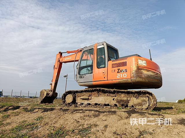 驾驶室整体（整机外观）