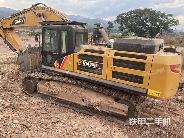 驾驶室整体（整机外观）