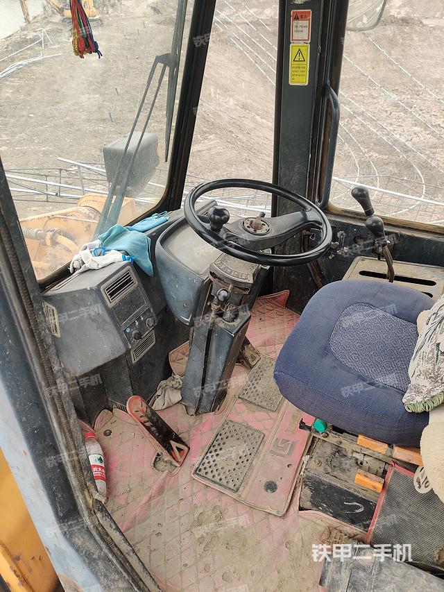 驾驶室工作台（整机外观及大件）