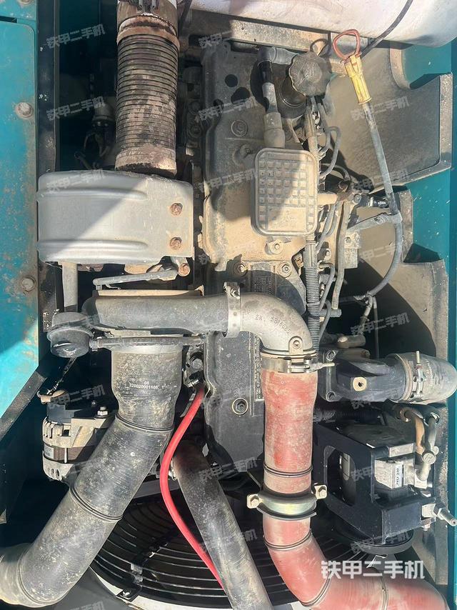 发动机整体俯视（整机外观）