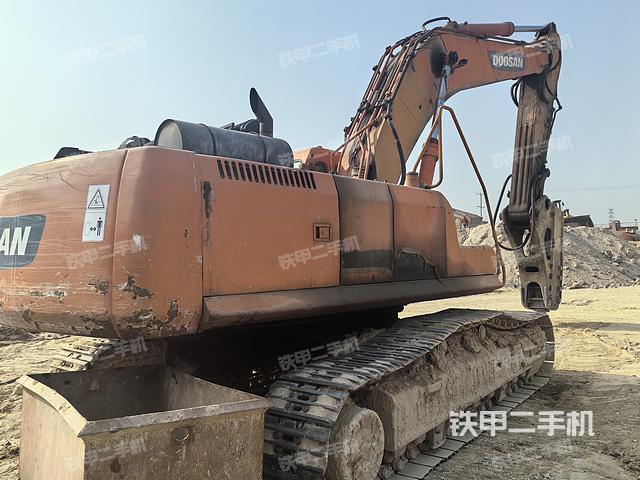 整机右后45°（整机外观）