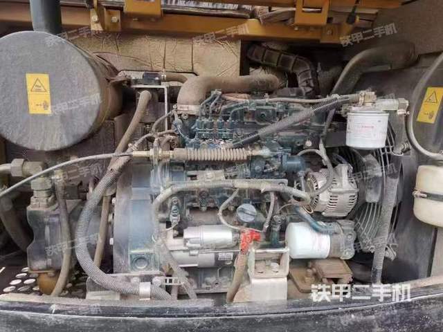 发动机整体俯视（整机外观）