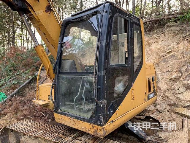 驾驶室整体（整机外观）