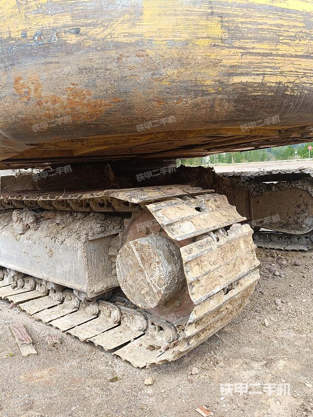 单侧履带整体（整机外观）