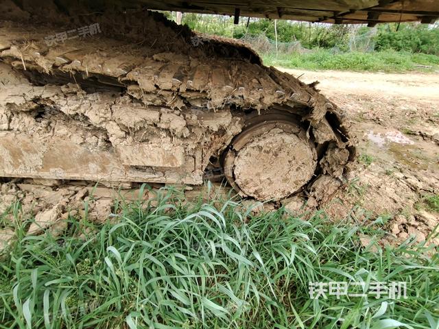 右導(dǎo)向輪（行走機(jī)構(gòu)）