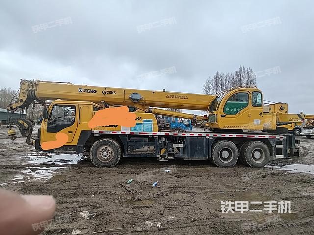 整机左侧（设备外观及核心部件）