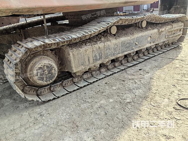 单侧履带整体（整机外观）