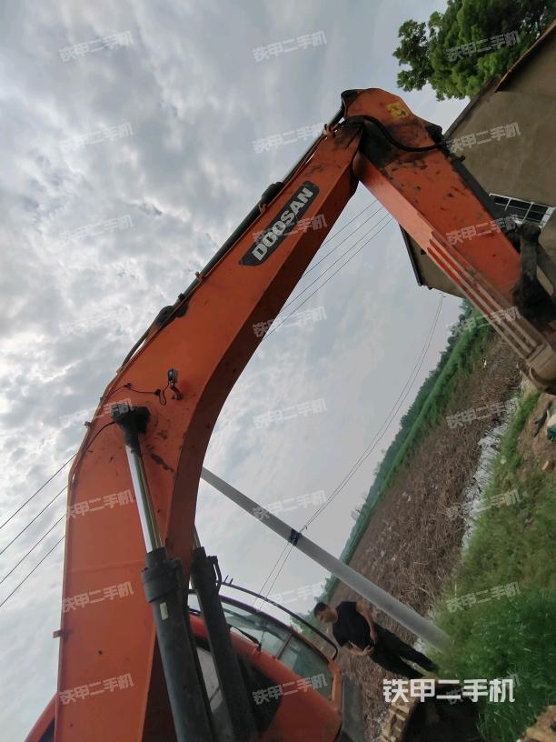 大臂整體?右側(cè)（工作和回轉(zhuǎn)裝置）