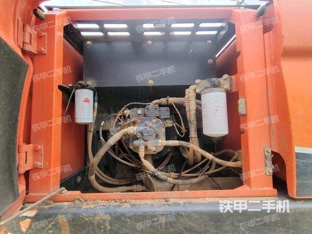 液壓泵室（大件艙室）