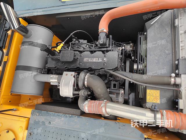 发动机整体俯视（整机外观）