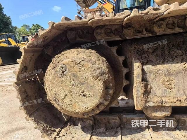 单侧履带整体（整机外观）