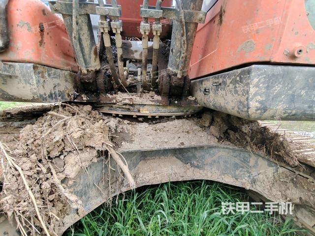 轉盤和下車架正前（工作和回轉裝置）