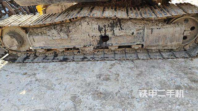 单侧履带整体（整机外观）