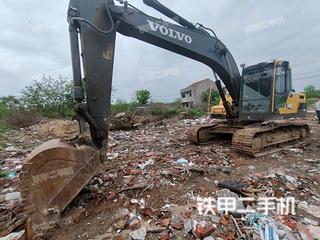 湖北-武汉市二手沃尔沃EC200 D挖掘机实拍照片
