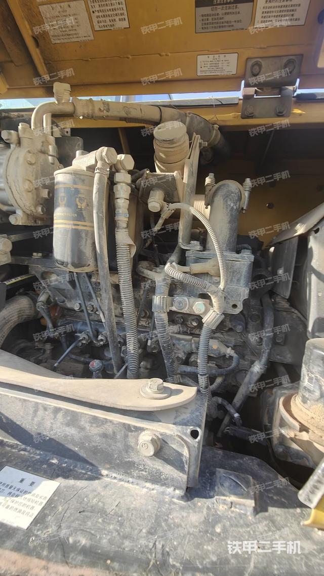 发动机整体俯视（整机外观）