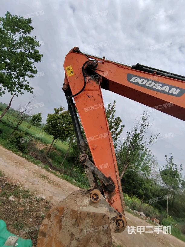 小臂整體右前（工作和回轉(zhuǎn)裝置）