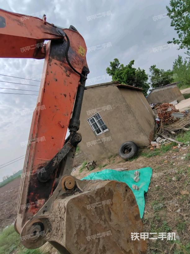 小臂整體左后（工作和回轉裝置）