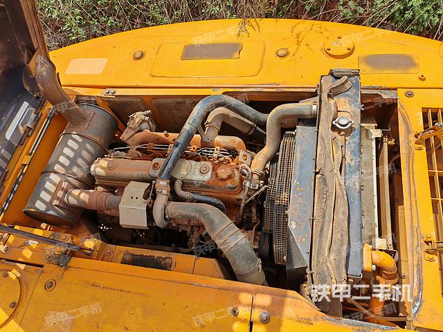 发动机整体俯视（整机外观）