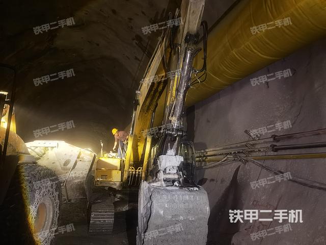 整机右后45°（整机外观）