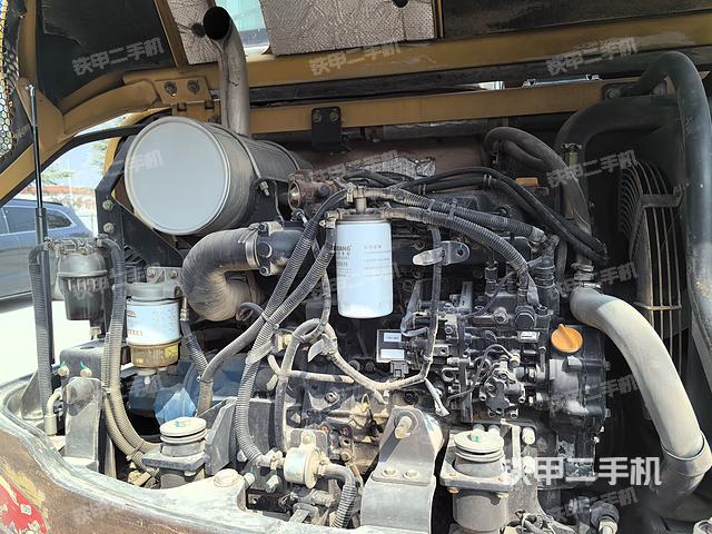 发动机整体俯视（整机外观）