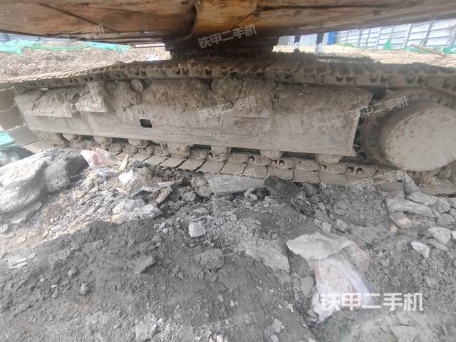 左侧履带整体 （行走机构）