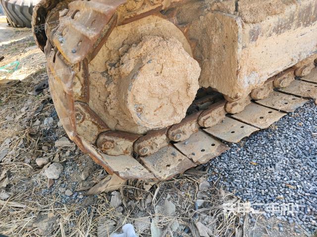 左驅(qū)動(dòng)輪（行走機(jī)構(gòu)）