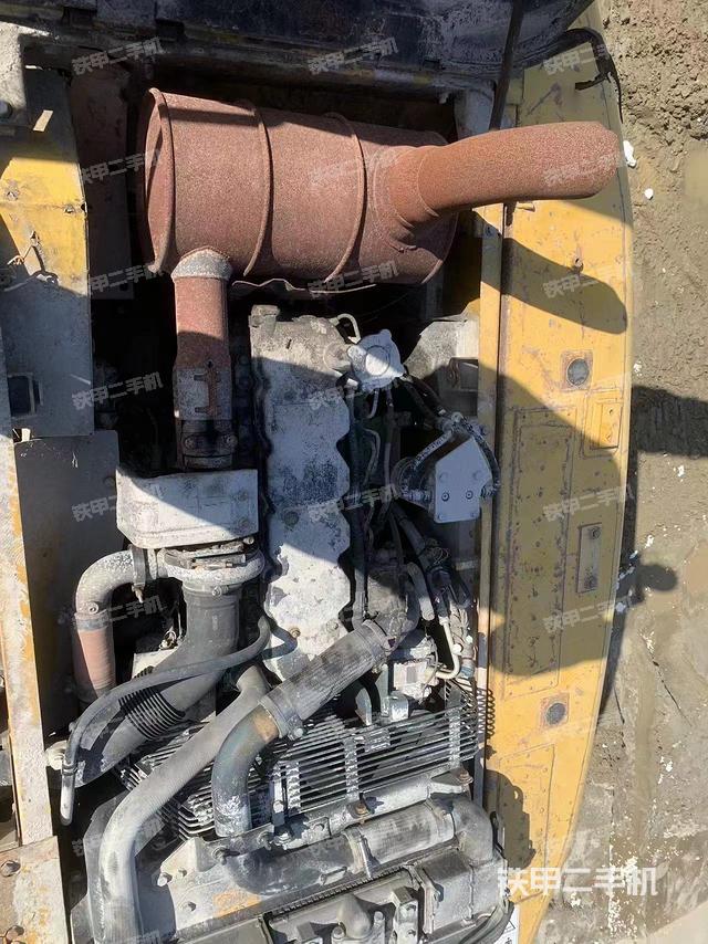 发动机整体俯视（整机外观）